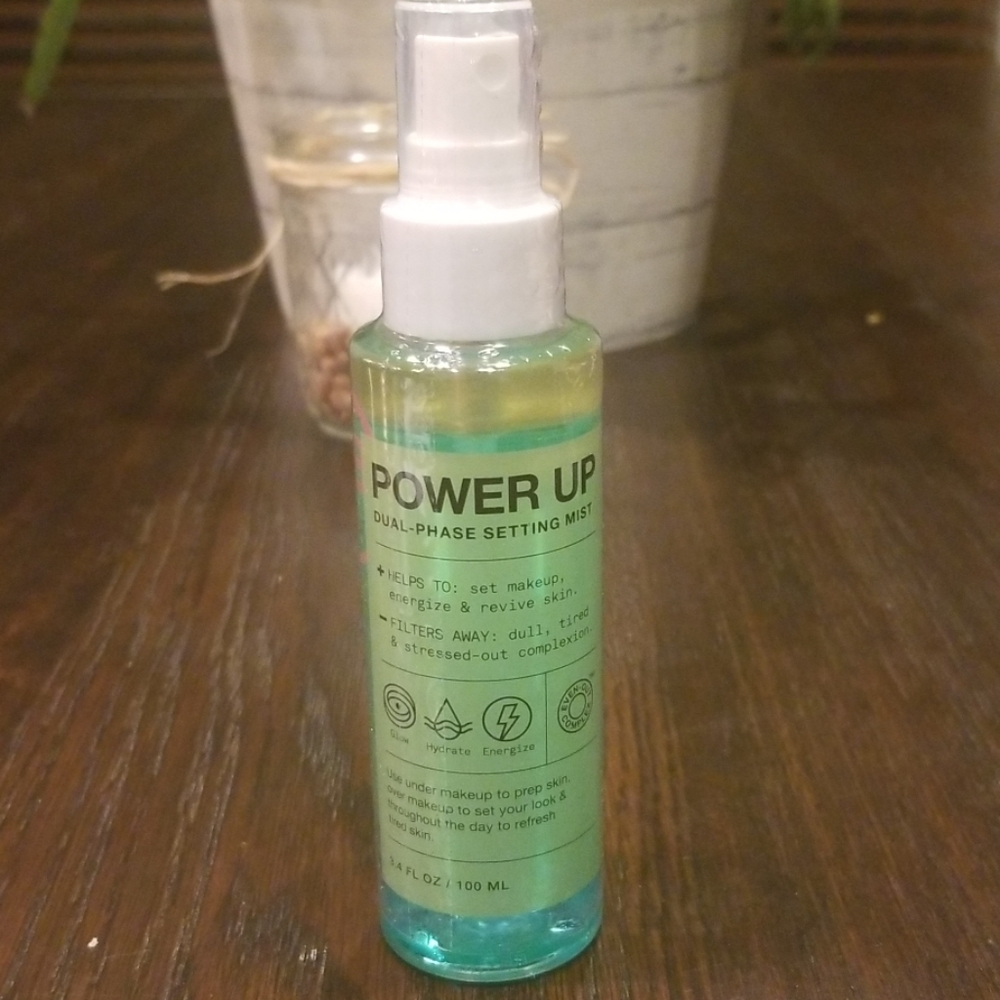 SOLD INNBEAUTY Power Up Setting Mist